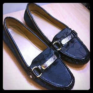 Coach flats